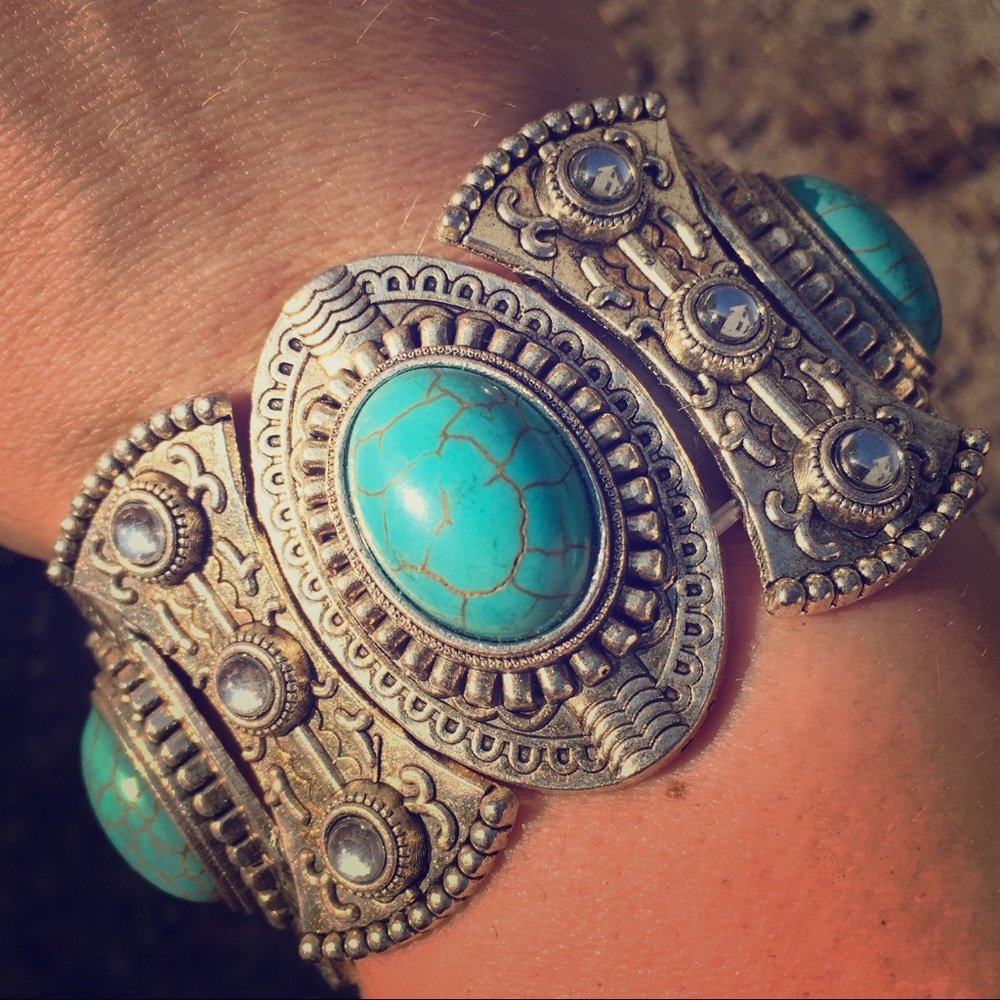 Tribal Bracelet (Silvertone)